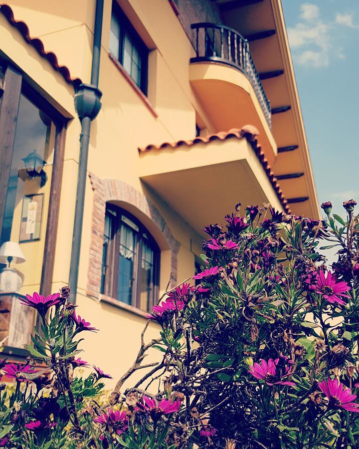 Posada Las Garzas Santoña エクステリア 写真